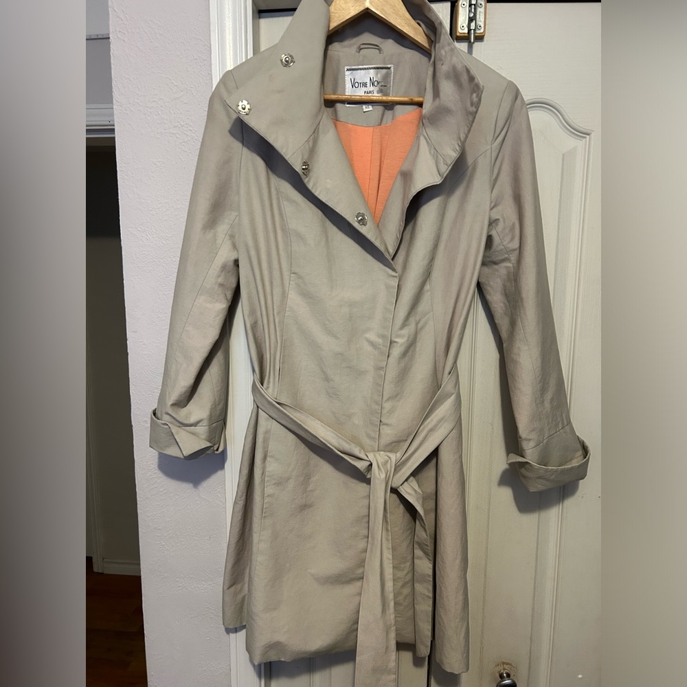 Votre Nom Paris vintage nwot trench coat